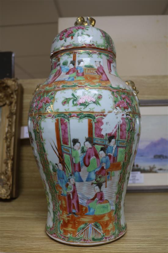 A Cantonese lidded vase